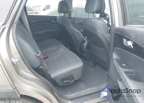 2016 Kia Sorento 2.4L Lx z USA, uszkodzony, nr VIN 5XYPG4A37GG059805